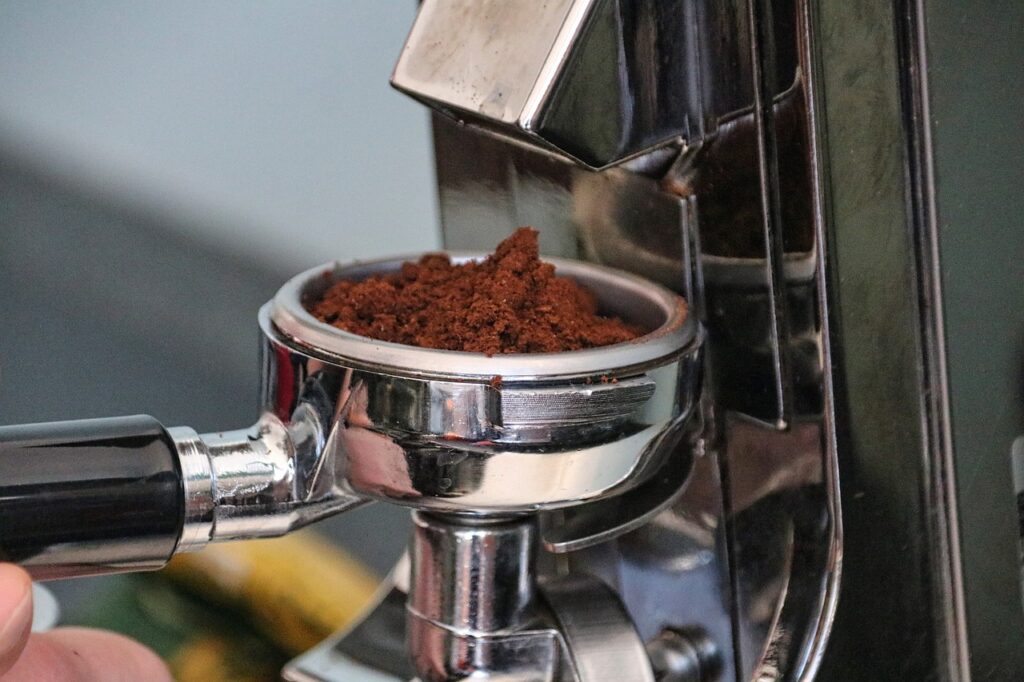 The Science of Coffee Grinding: Why Consistency Matters 5 coffee 6126839 1280